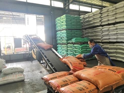 1、中國豬飼料50強企業(yè)有哪些？ 